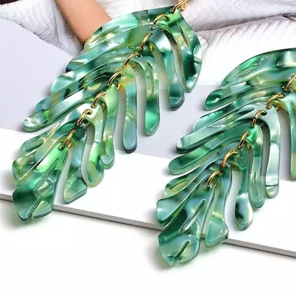 Tropical Leaf Green Tortoise Shell CZ Stone Drop Dangle Earrings - Picture 4 of 6